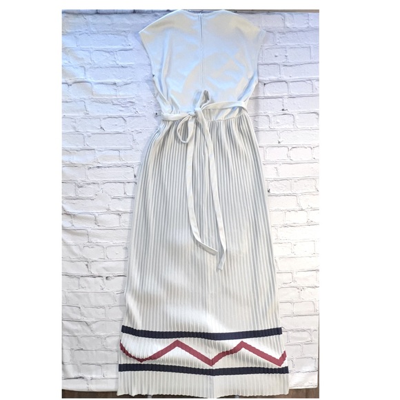 VINTAGE 70’s JONATHAN LOGAN SLEEVELESS PLEATED MAXI DRESS - Picture 4 of 8